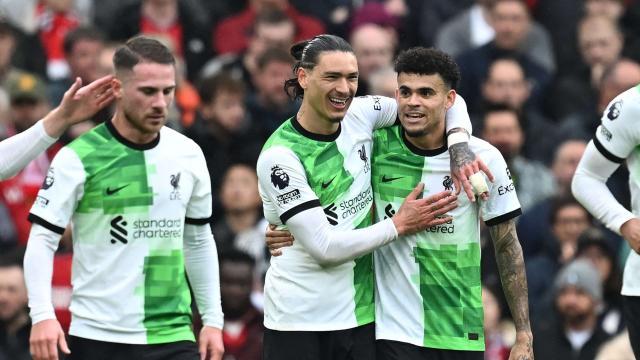 ewc-4大豪门聚焦的双红会，只有看戏的那两家赢了