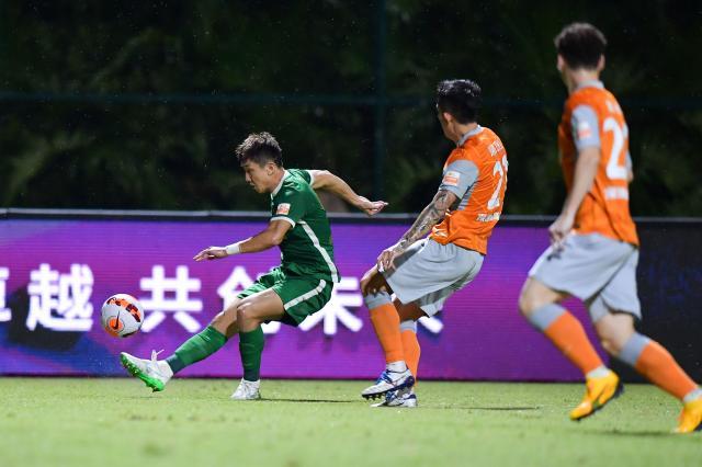 ewc电竞世界杯-【中超】高迪梅开二度郜林进球被吹 深圳0比2浙江